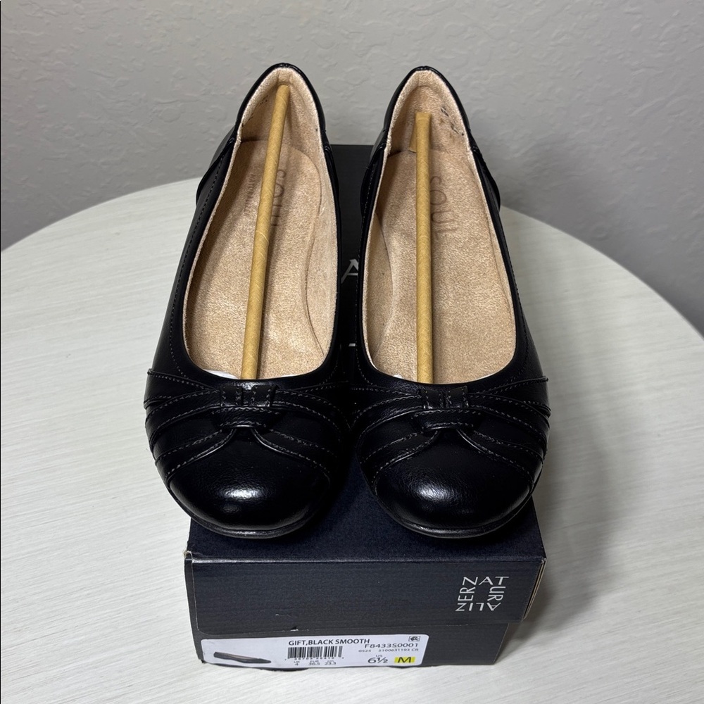 SOUL Naturalizer Gift black Faux leather ballet flat. NWT(NIB) Size6.5M US - Picture 5 of 8